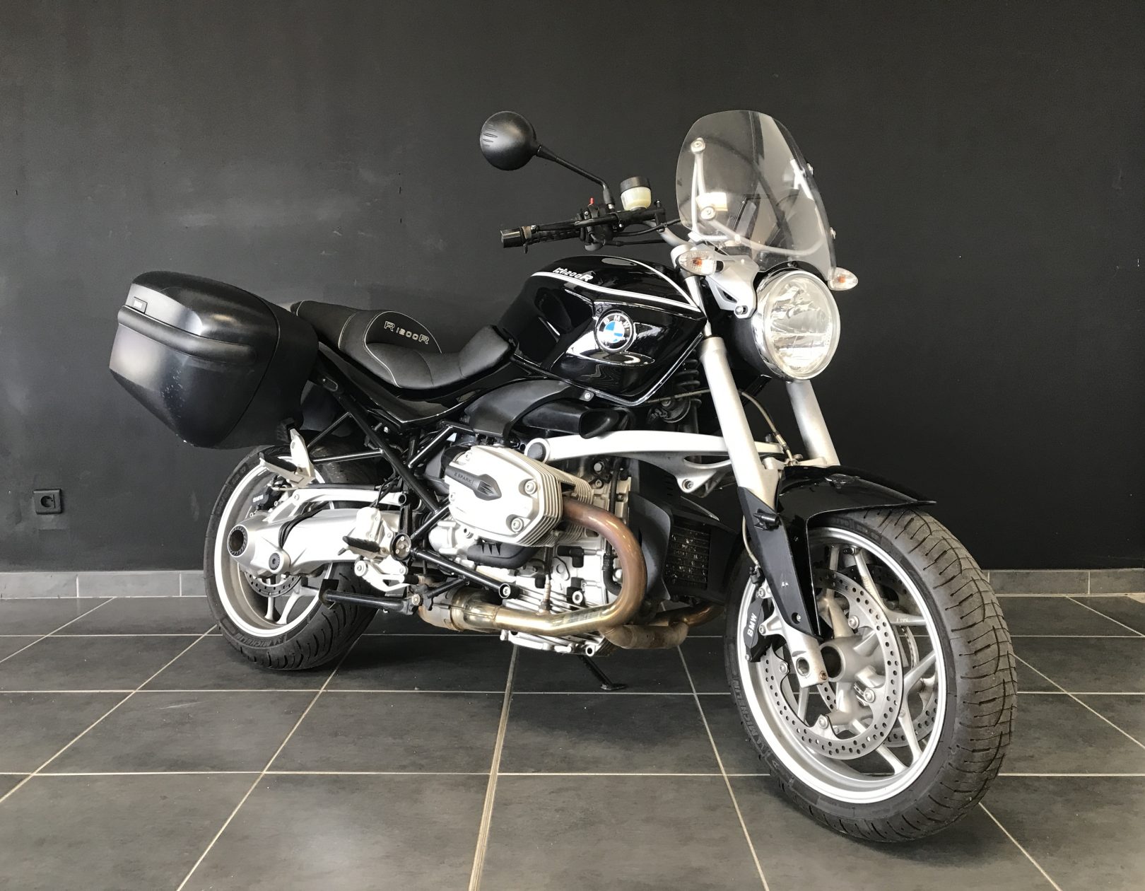 R 1200 R - Adventure BMW