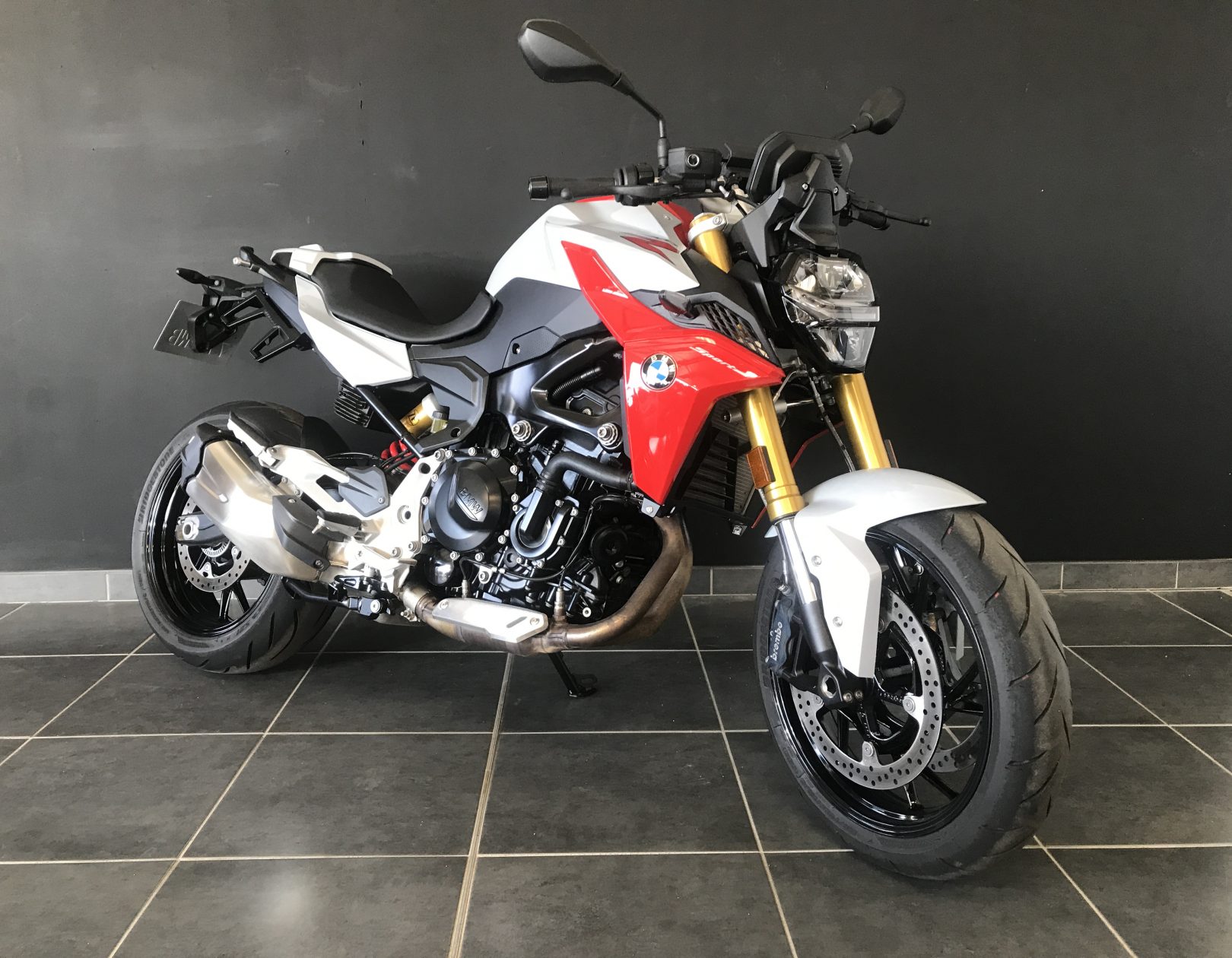 bmw f900r a2