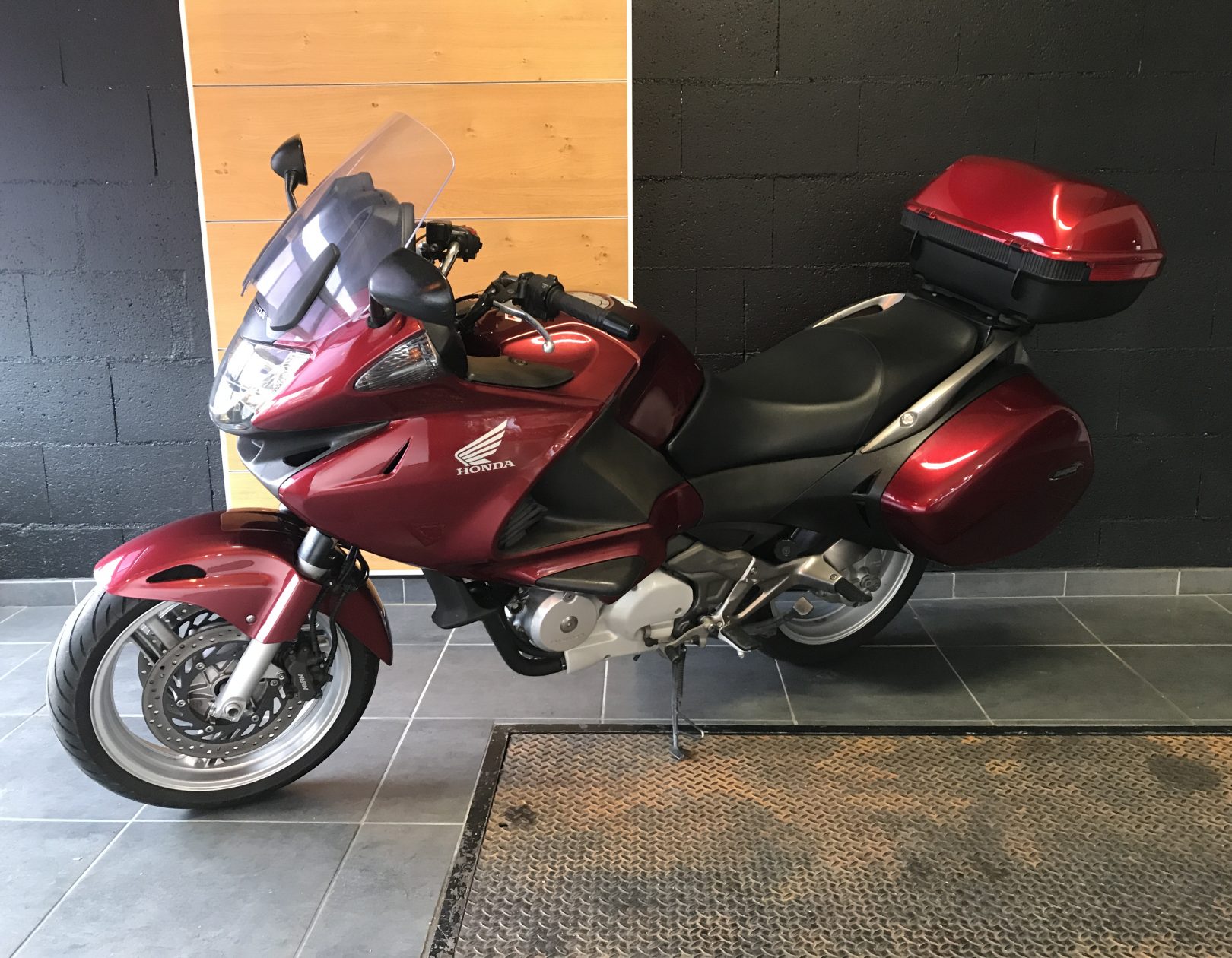 Yuasa Motorradbatterie YTZ14S Kompatibel Für HONDA Deauville 700 C-ABS 700 2012