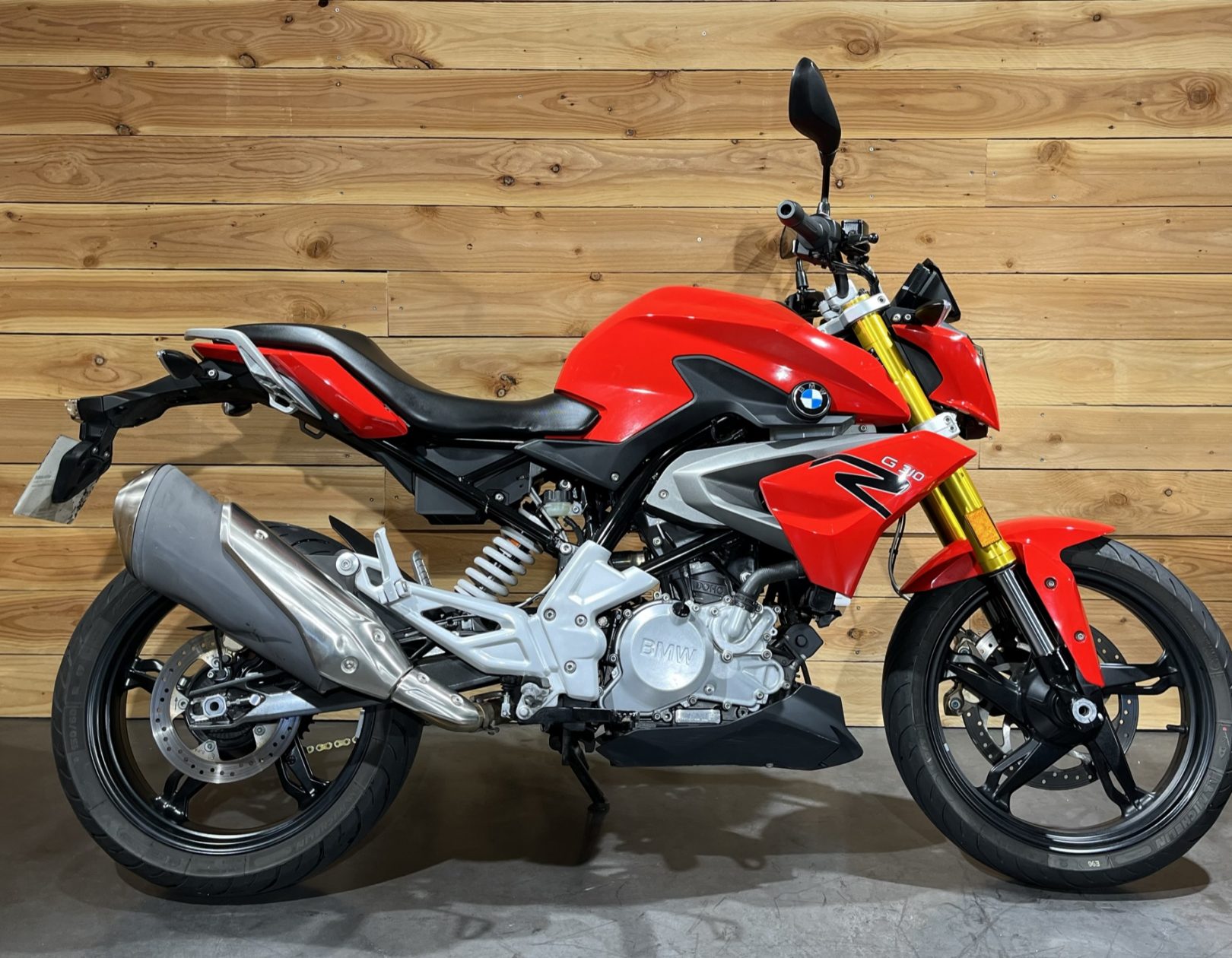 BMW G 310 R - Adventure BMW