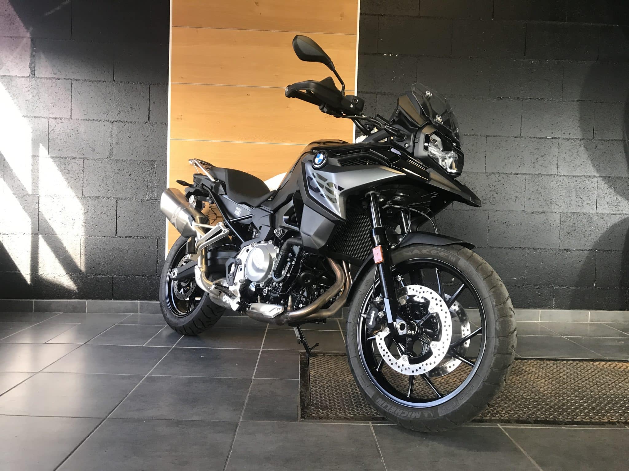 F750GS SURBAISSEE A2 - Adventure BMW