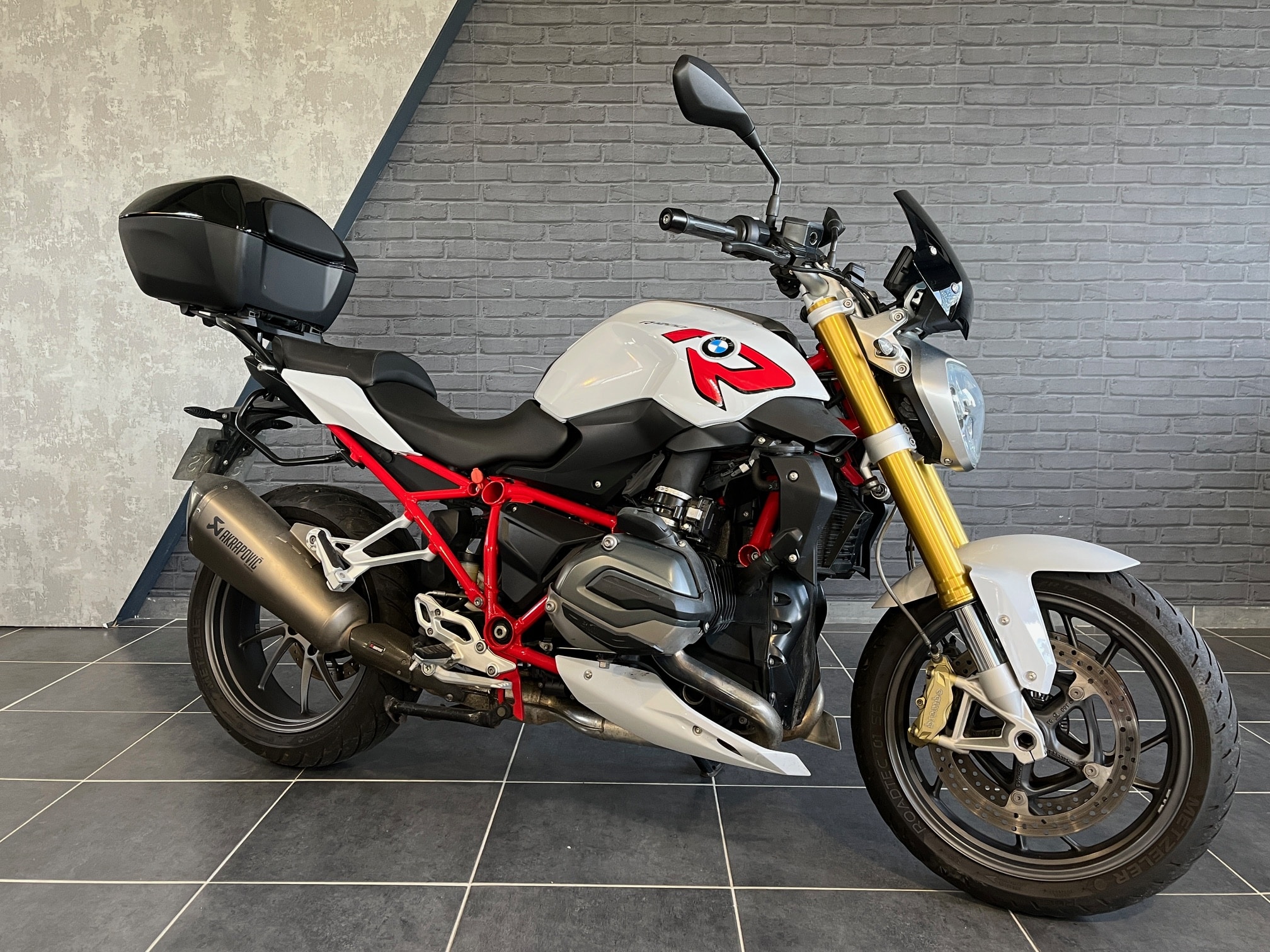 1200 Pack R6 BMW R 1200 R Pack confort + Touring + Dynamique - Adventure BMW
